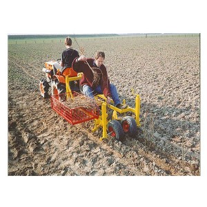 Masina de plantat pomi Damcon PL-10