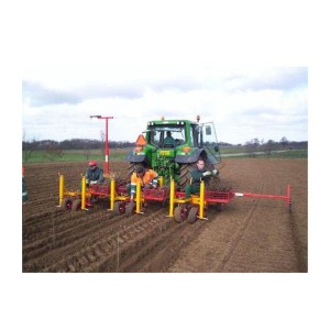 Masina de plantat pomi Damcon pe trei randuri PL-10/ 3R