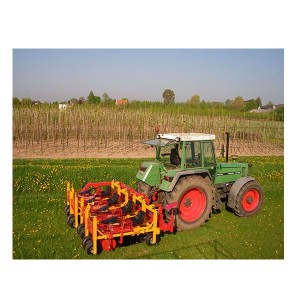 Masina de plantat pomi Damcon pe patru randuri PL-10/ 4R